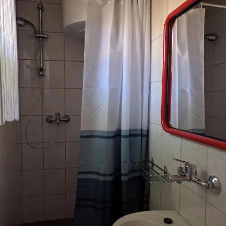 Cseresznyes Apartman * Balatonalmádi
