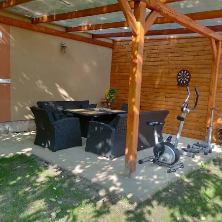 Cseresznyes Apartman